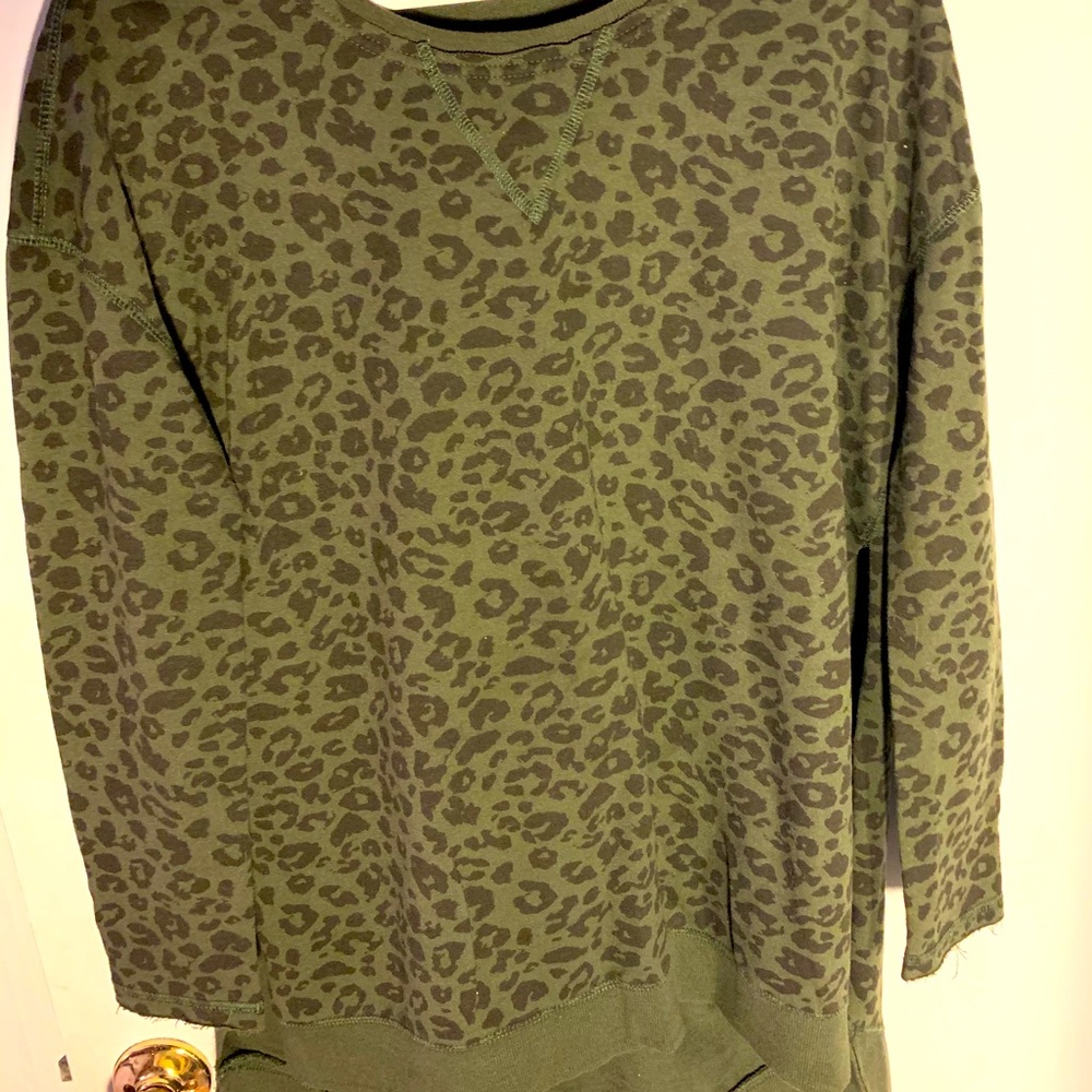 Green, leopard tunic sweatshirt